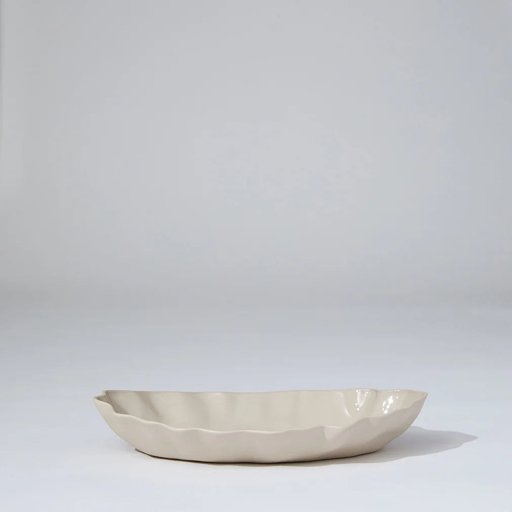 Ruffle Rectangle Platter Chalk White M