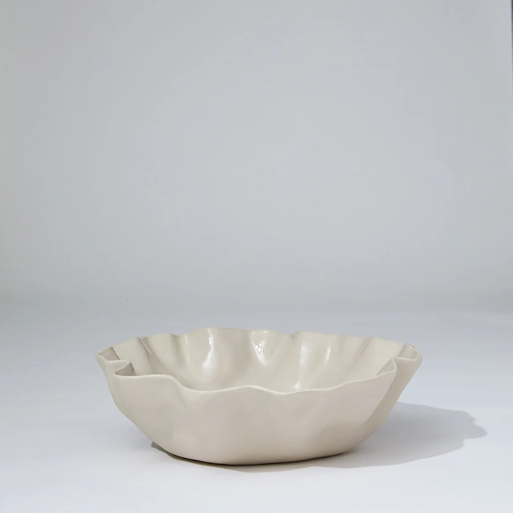 Ruffle Bowl Chalk White