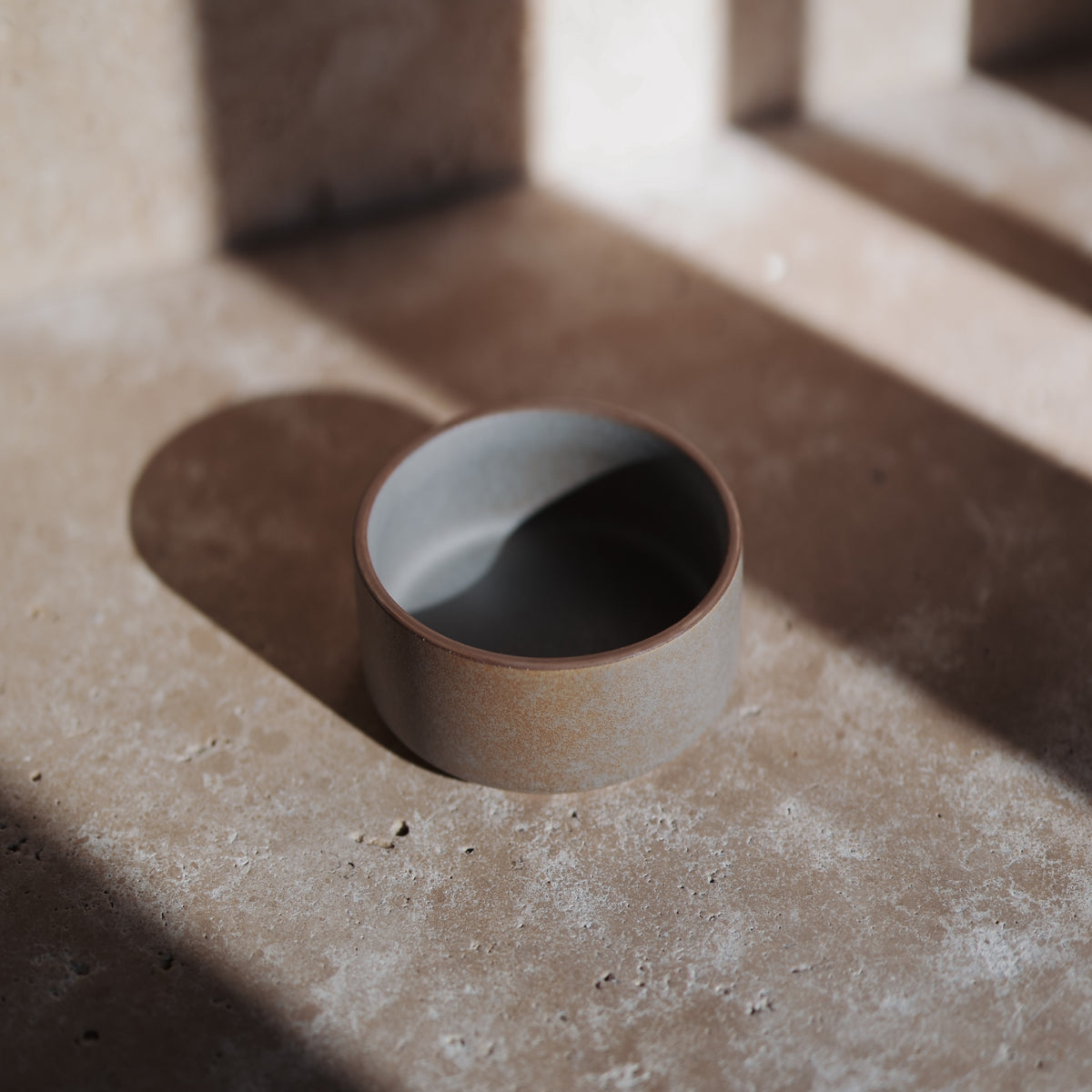 Lotti Raised Bowl - extra small