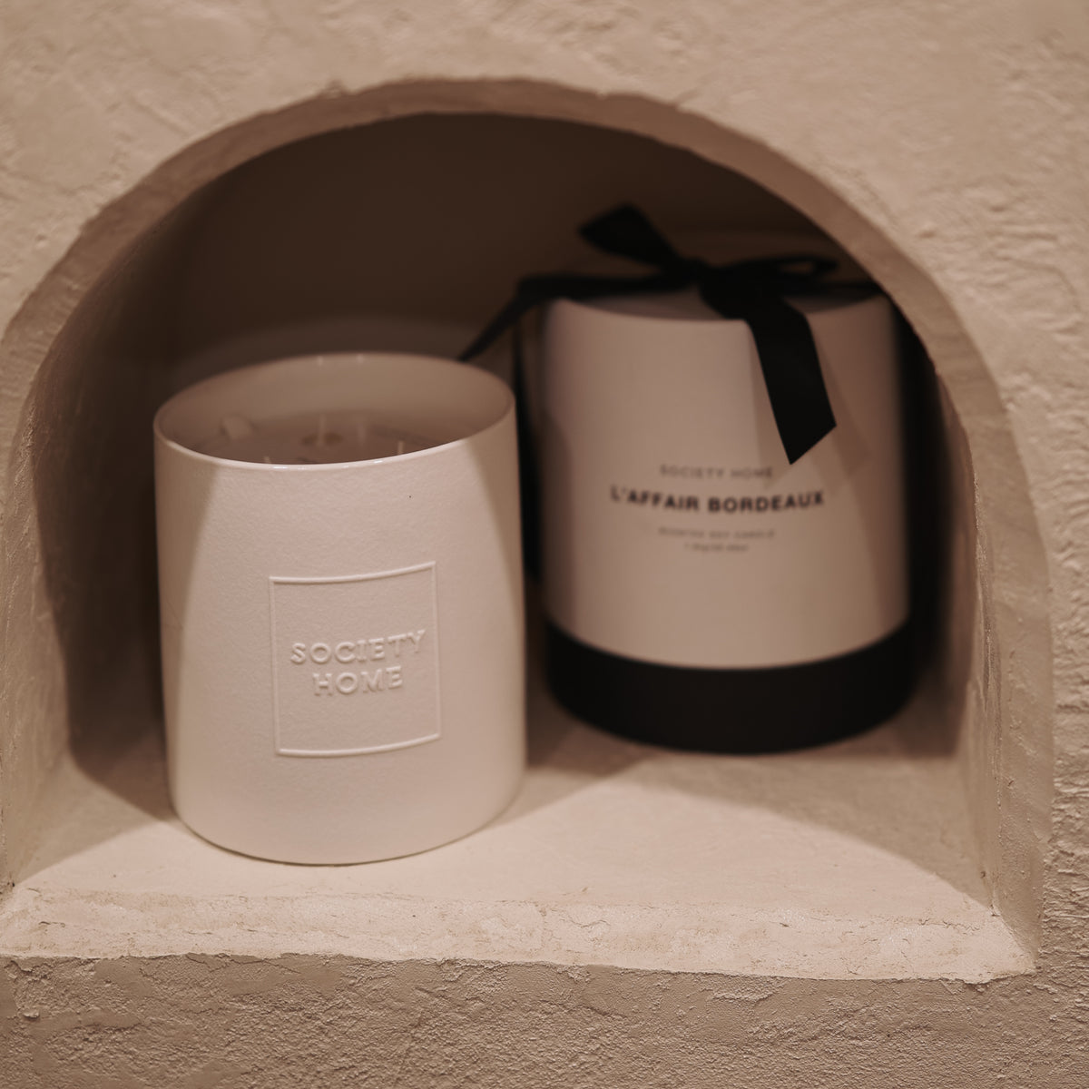 Society Home L'Affair Bordeaux Scented Soy Candle 1.6kg White