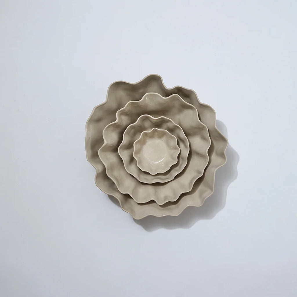 Ruffle Bowl Chalk White
