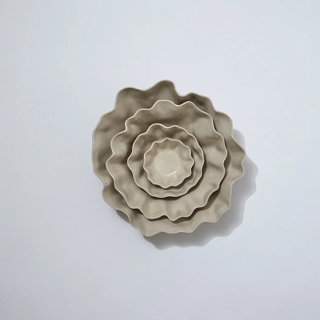 Ruffle Bowl Chalk White