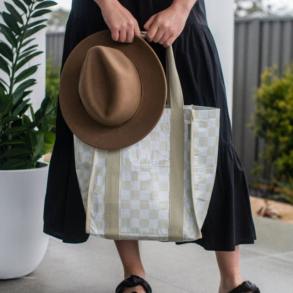 Neutral Checkerboard - Daily Market Tote Bag with Pocket