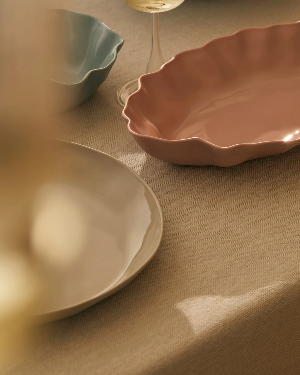 Ruffle Bowl Icy Pink