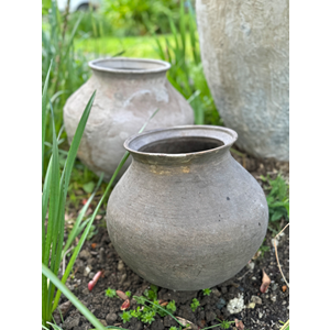 Advika Water Pot