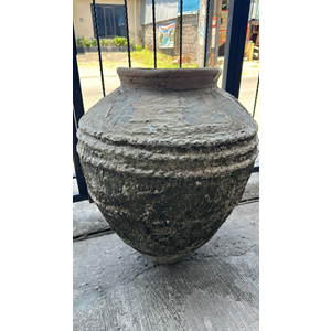 Advika Water Pot